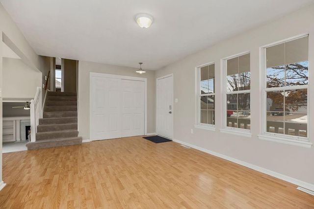 704 SE 11th Street, Lee's Summit, MO 64081