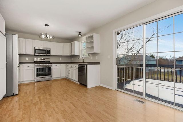 704 SE 11th Street, Lee's Summit, MO 64081