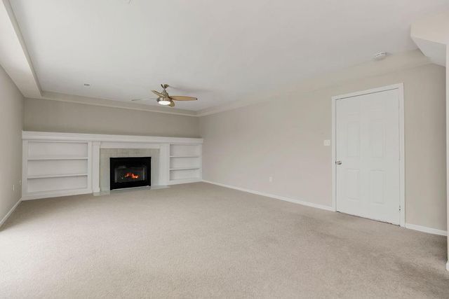 704 SE 11th Street, Lee's Summit, MO 64081