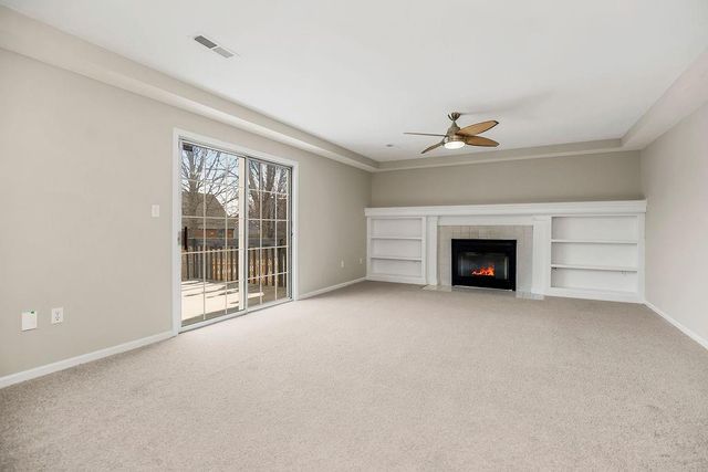 704 SE 11th Street, Lee's Summit, MO 64081