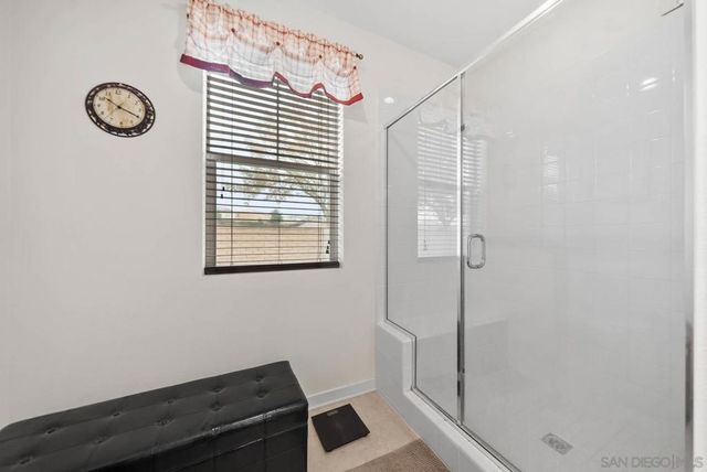 35160 Mahogany Glen Dr., Winchester, CA 92596