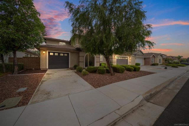 35160 Mahogany Glen Dr., Winchester, CA 92596