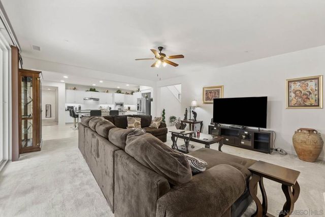 35160 Mahogany Glen Dr., Winchester, CA 92596