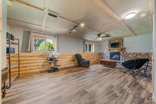 1341 ALPINE LANE, Neenah, WI 54956