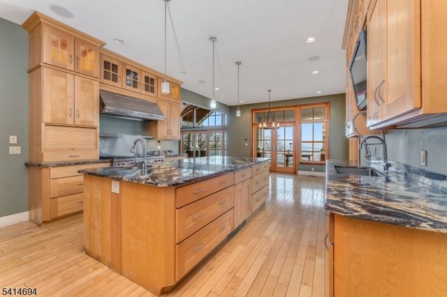 201 Lows Hollow Rd, Lopatcong Twp., NJ 08886