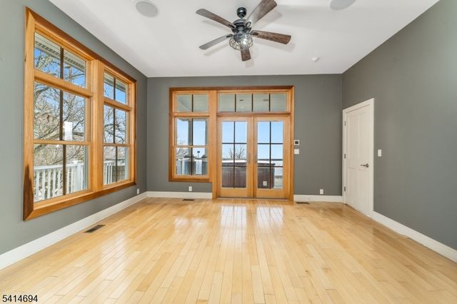 201 Lows Hollow Rd, Lopatcong Twp., NJ 08886