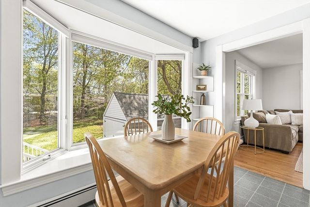 21 Howe St, Wellesley, MA 02482