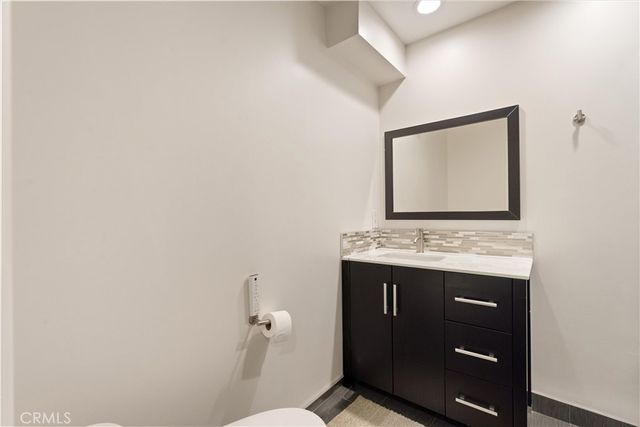 5305 White Oak Ave E, Encino, CA 91316