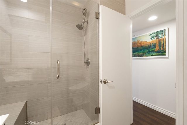 5305 White Oak Ave E, Encino, CA 91316