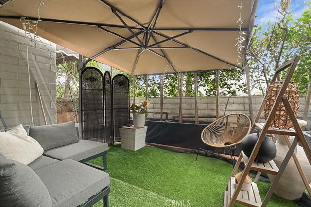 5305 White Oak Ave E, Encino, CA 91316