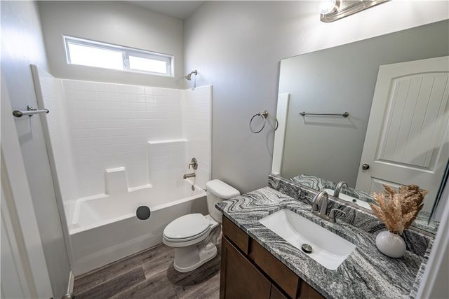 7152 E E Stetson Dr Avenue, Kingman, AZ 86401