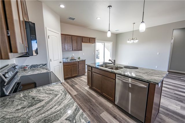 7152 E E Stetson Dr Avenue, Kingman, AZ 86401