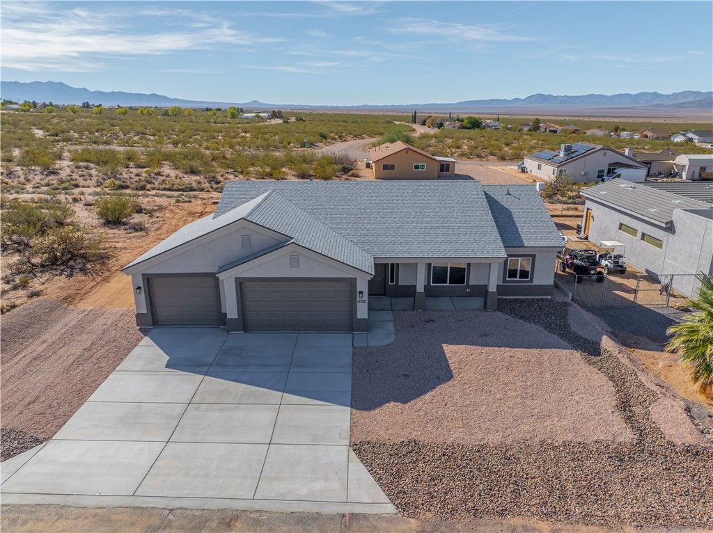 7152 E E Stetson Dr Avenue, Kingman, AZ 86401