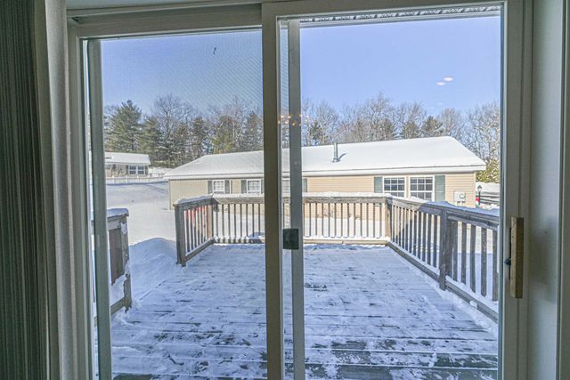 66 Sunset Way, Manchester, NH 03104