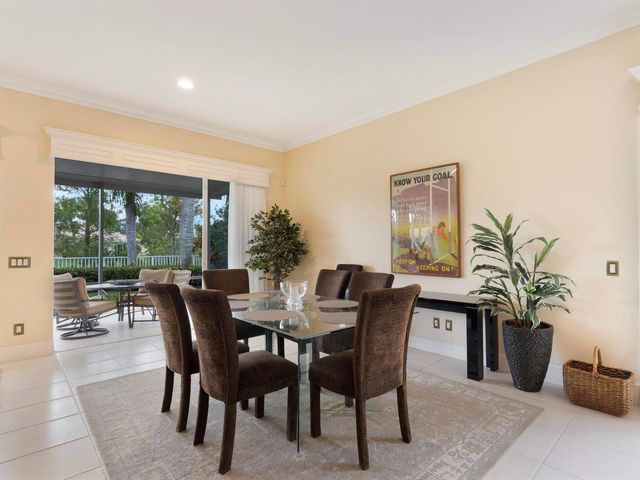 8292 Dominica Place, Wellington, FL 33414