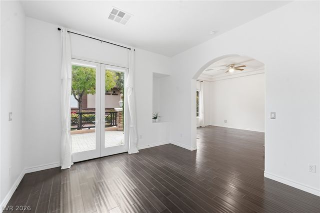 2450 Granada Bluff Court, Las Vegas, NV 89135