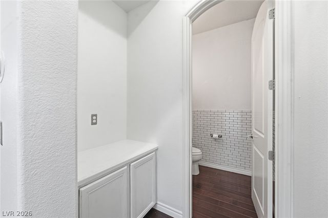 2450 Granada Bluff Court, Las Vegas, NV 89135