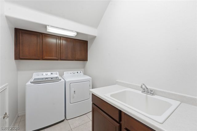 2450 Granada Bluff Court, Las Vegas, NV 89135