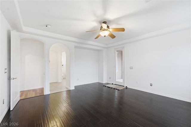 2450 Granada Bluff Court, Las Vegas, NV 89135