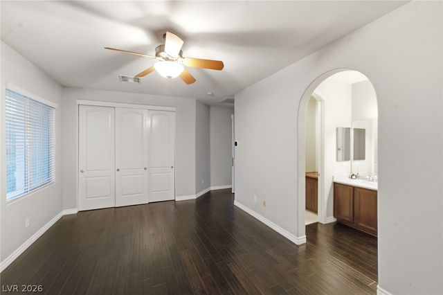 2450 Granada Bluff Court, Las Vegas, NV 89135