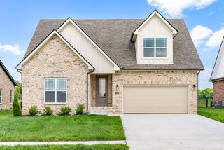 245 Harvest Moon Dr, Clarksville, TN 37043
