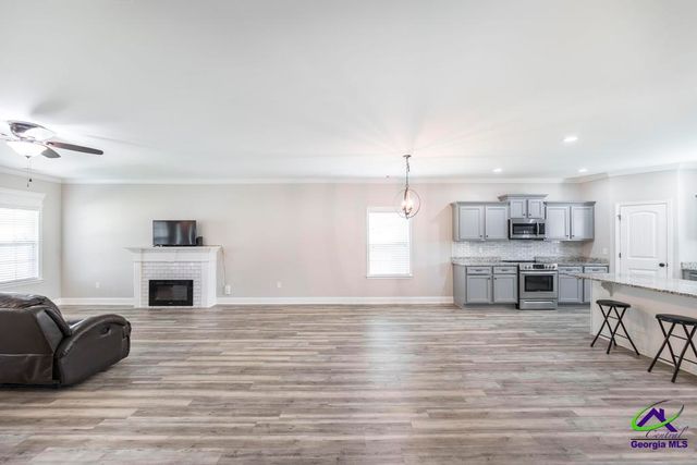 120 Legacy Ct, Warner Robins, GA 31088