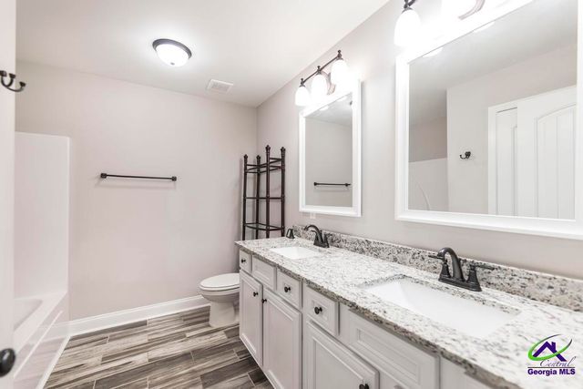 120 Legacy Ct, Warner Robins, GA 31088