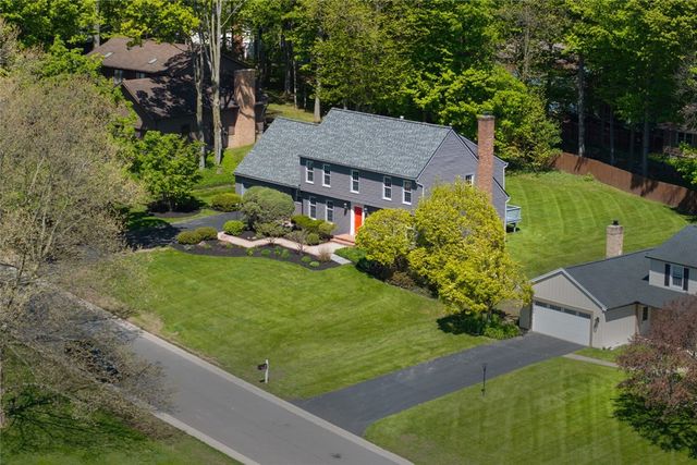 18 High Hill Drive, Pittsford, NY 14534