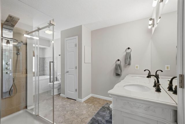 14917 45th Avenue N, Plymouth, MN 55446