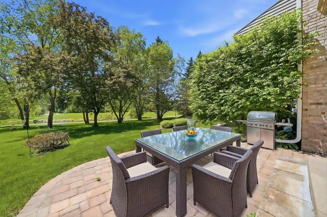 14917 45th Avenue N, Plymouth, MN 55446