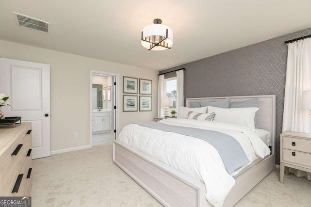 537 Raelyns Way, Loganville, GA 30052
