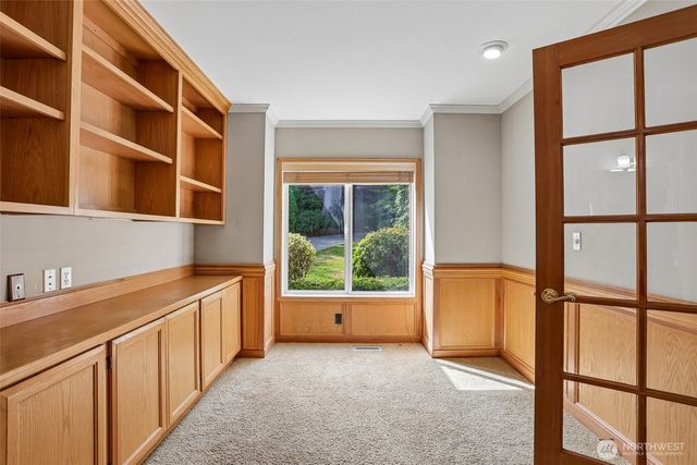 16580 SE 58th Place, Bellevue, WA 98006