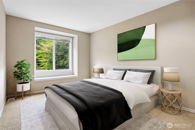 16580 SE 58th Place, Bellevue, WA 98006
