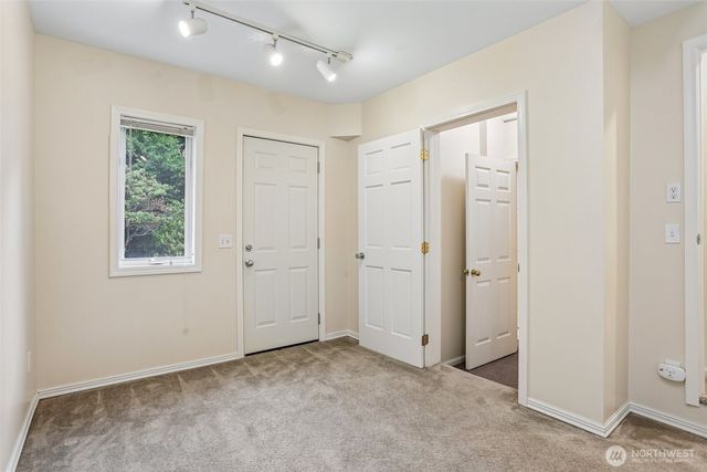 16580 SE 58th Place, Bellevue, WA 98006