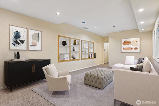 16580 SE 58th Place, Bellevue, WA 98006