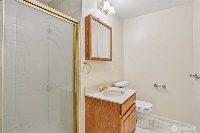 16580 SE 58th Place, Bellevue, WA 98006