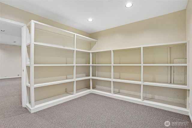 16580 SE 58th Place, Bellevue, WA 98006
