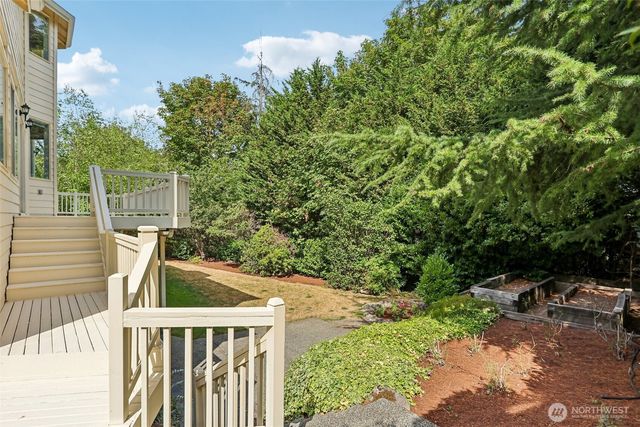 16580 SE 58th Place, Bellevue, WA 98006