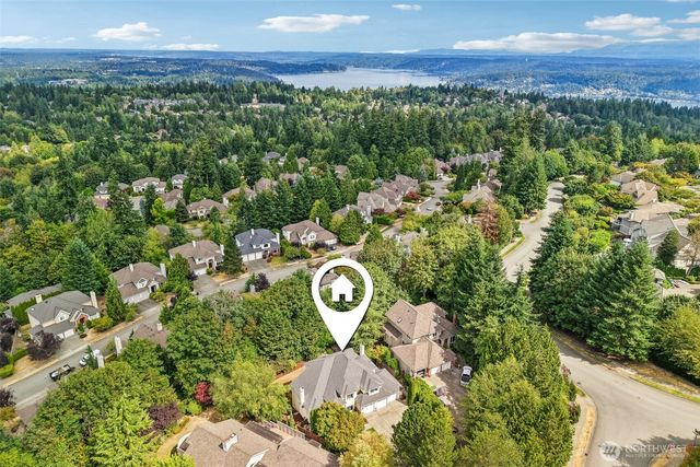 16580 SE 58th Place, Bellevue, WA 98006