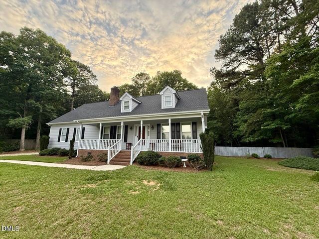 129 Pebble Drive, Clayton, NC 27520