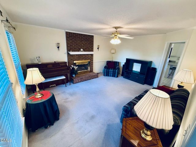 129 Pebble Drive, Clayton, NC 27520
