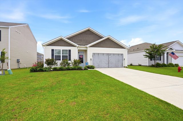 423 Lake Ridge Boulevard, Summerville, SC 29486