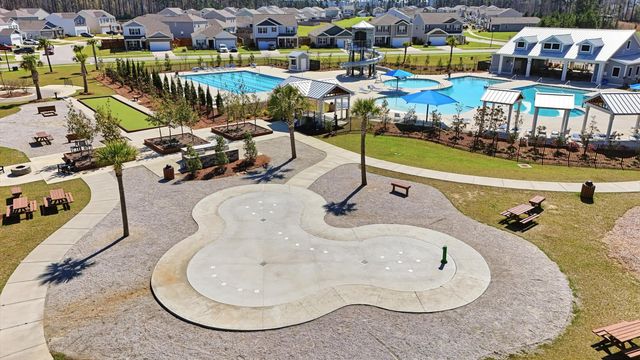 423 Lake Ridge Boulevard, Summerville, SC 29486