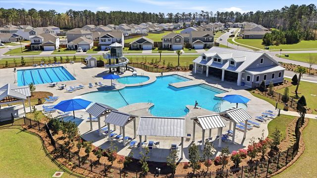 423 Lake Ridge Boulevard, Summerville, SC 29486