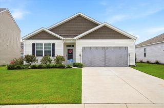 423 Lake Ridge Boulevard, Summerville, SC 29486