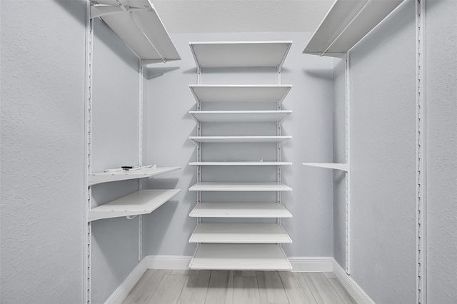 150 Jacaranda Country Club Dr 200, Plantation, FL 33324