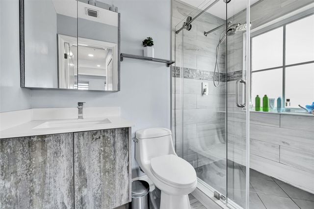 150 Jacaranda Country Club Dr 200, Plantation, FL 33324