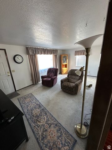 131 W 400 S, Vernal, UT 84078