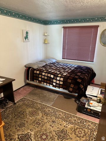 131 W 400 S, Vernal, UT 84078