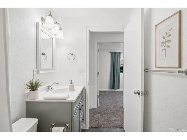 2249 3rd St SW, Loveland, CO 80537